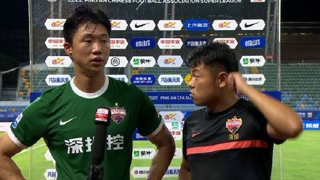 阿劳霍绝对是拜仁想要的转会目标，本周五图赫尔、拜仁体育总监弗罗因德与阿劳霍通了电话。
